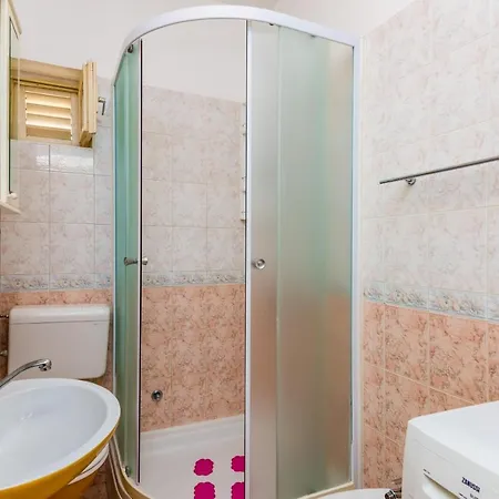 公寓 Nenada - Studio With Balcony And City View *