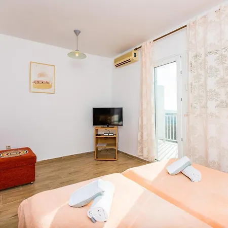 Nenada - Studio With Balcony And City View Dubrovník
